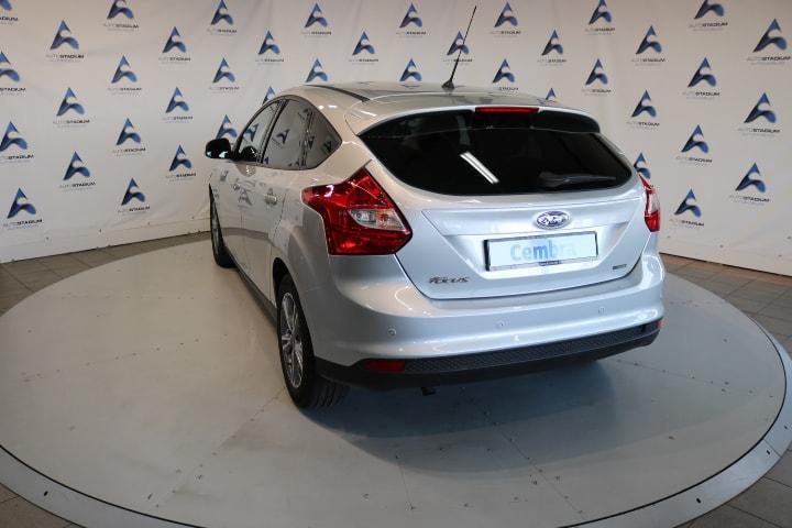 Focus 1.0 SCTi Titanium