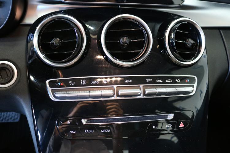 C 220 BlueTEC Exclusive 7G-Tronic