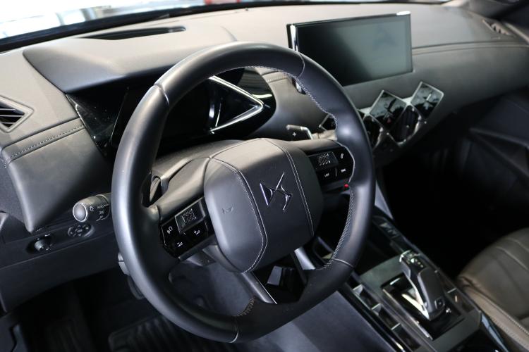 DS 3 Crossback 1.2 PureTech SO Chic EAT8