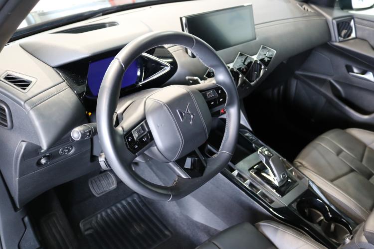 DS 3 Crossback 1.2 PureTech SO Chic EAT8