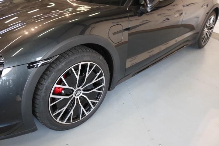 Taycan 4S Cross Turismo