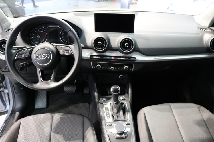 Q2 35 TFSI advanced S-tronic