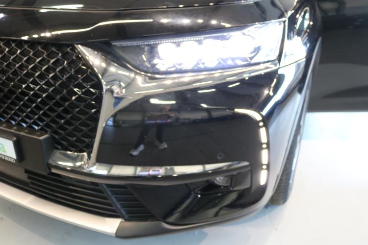 DS 7 Crossback E-Tense 300 4x4 RIVOLI Performance Line