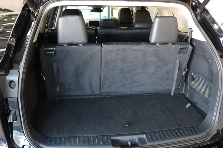 Highlander 2.5 HSD Premium e-CVT