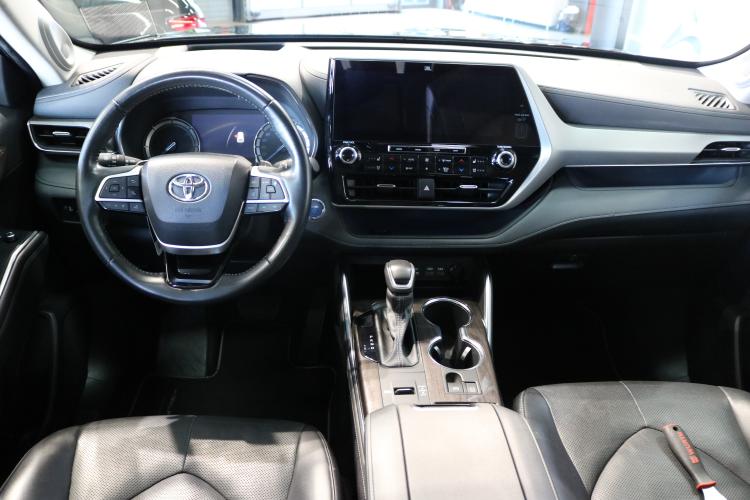 Highlander 2.5 HSD Premium e-CVT