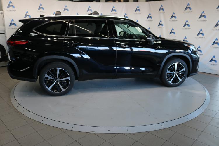 Highlander 2.5 HSD Premium e-CVT