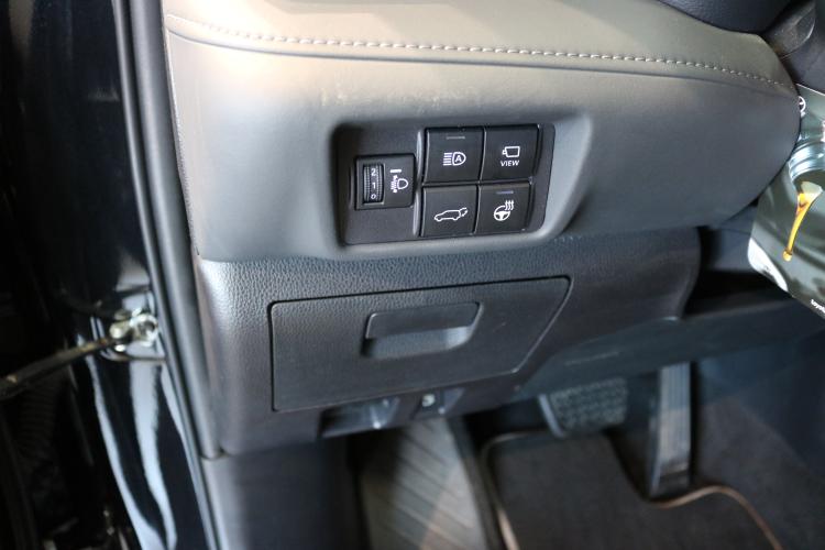 Highlander 2.5 HSD Premium e-CVT