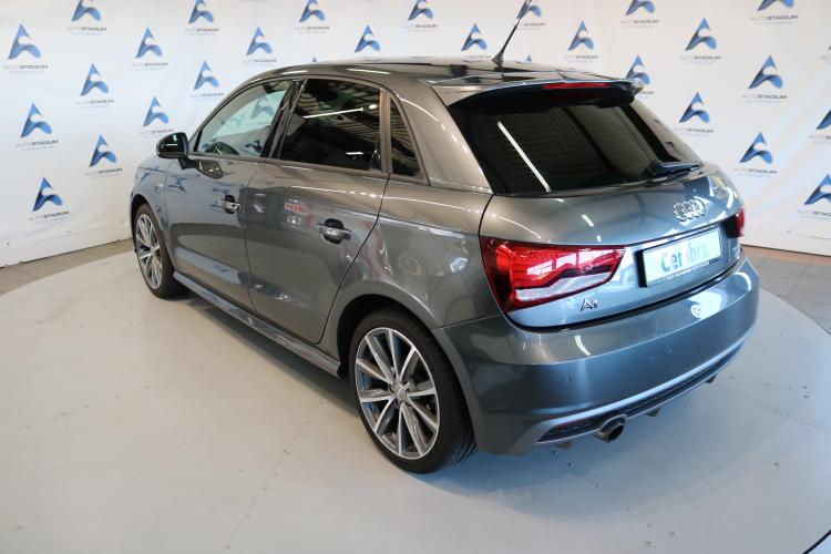 A1 Sportback 1.0 TFSI Sport S-tronic