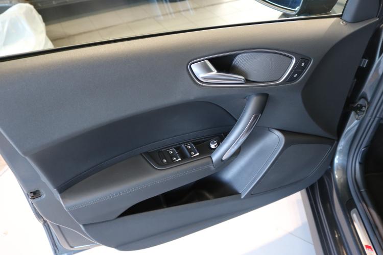 A1 Sportback 1.0 TFSI Sport S-tronic