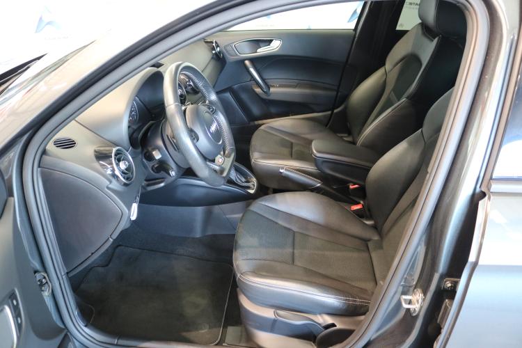 A1 Sportback 1.0 TFSI Sport S-tronic