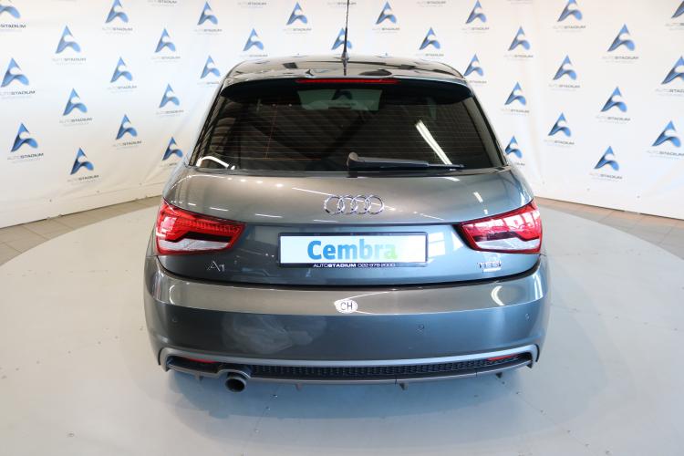 A1 Sportback 1.0 TFSI Sport S-tronic