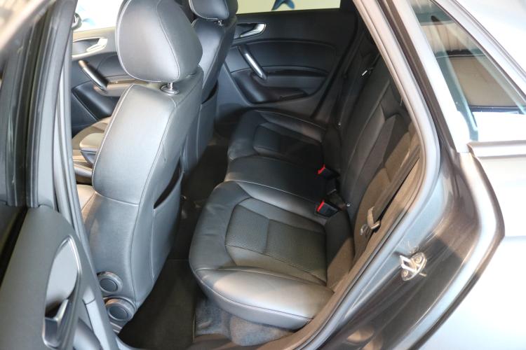 A1 Sportback 1.0 TFSI Sport S-tronic