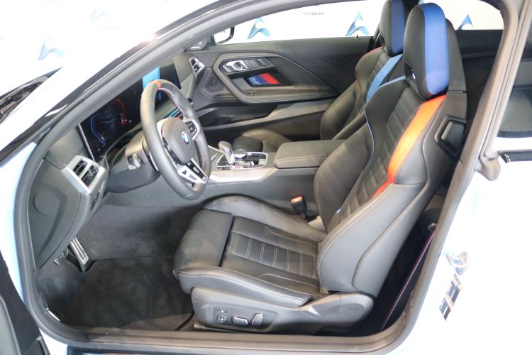 M2 Steptronic