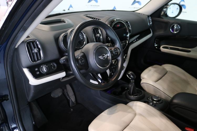Countryman Cooper S E ALL4 Steptronic