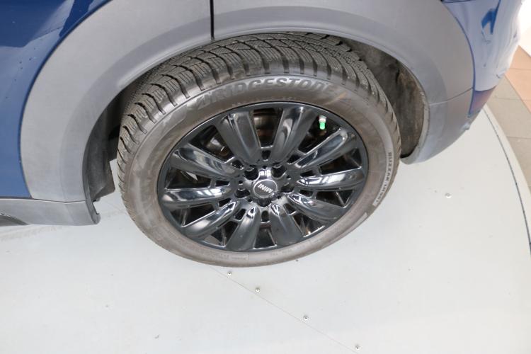 Countryman Cooper S E ALL4 Steptronic