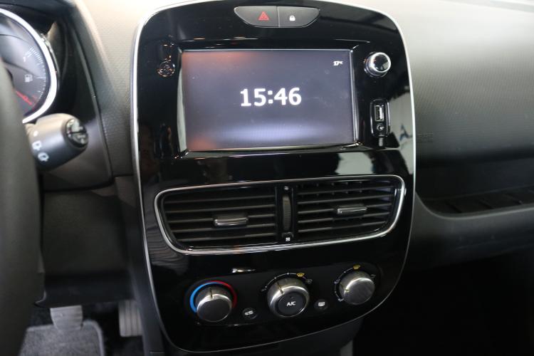 Clio Grandtour 1.2 16V T Intens