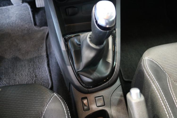 Clio Grandtour 1.2 16V T Intens