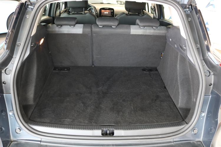 Clio Grandtour 1.2 16V T Intens