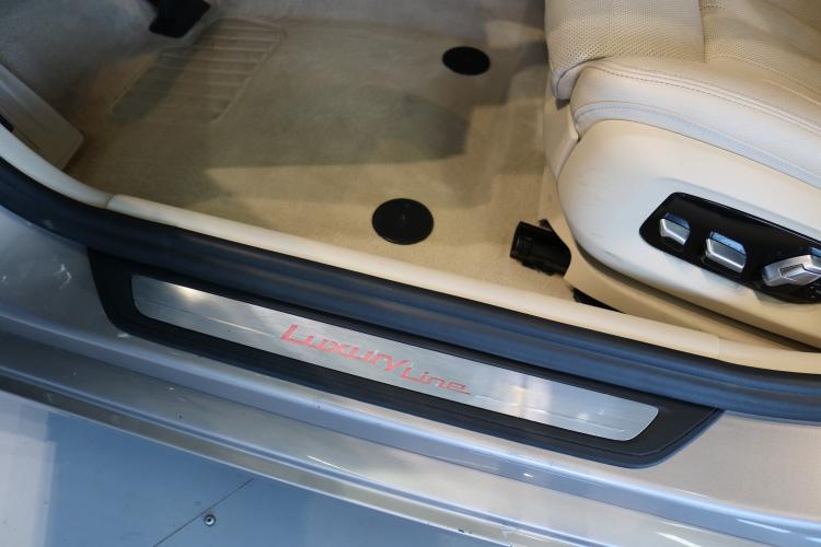 530i xDrive Luxury Line Steptronic