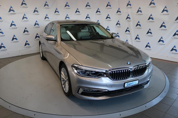 530i xDrive Luxury Line Steptronic