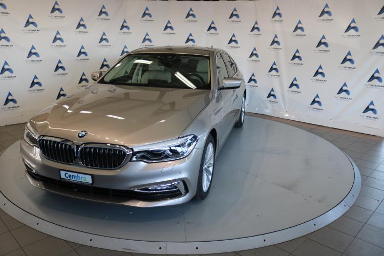 530i xDrive Luxury Line Steptronic