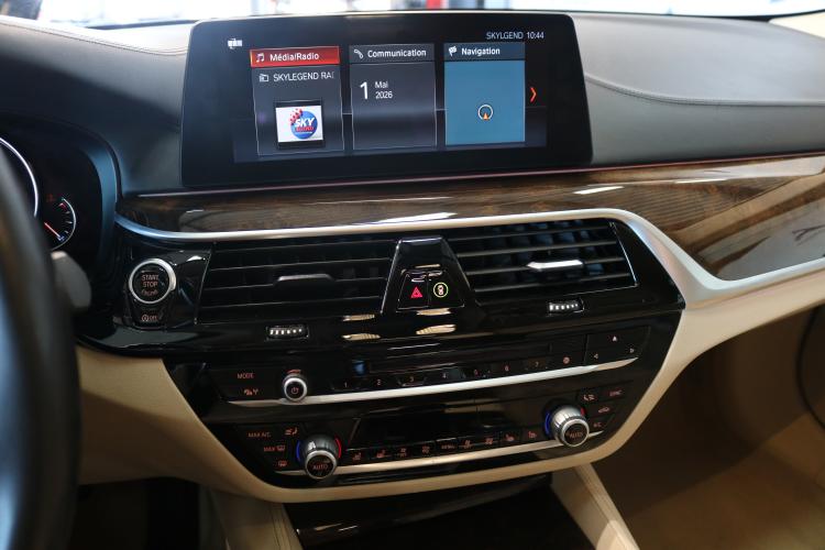 530i xDrive Luxury Line Steptronic