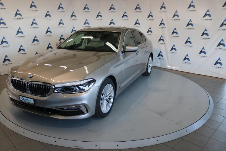 530i xDrive Luxury Line Steptronic