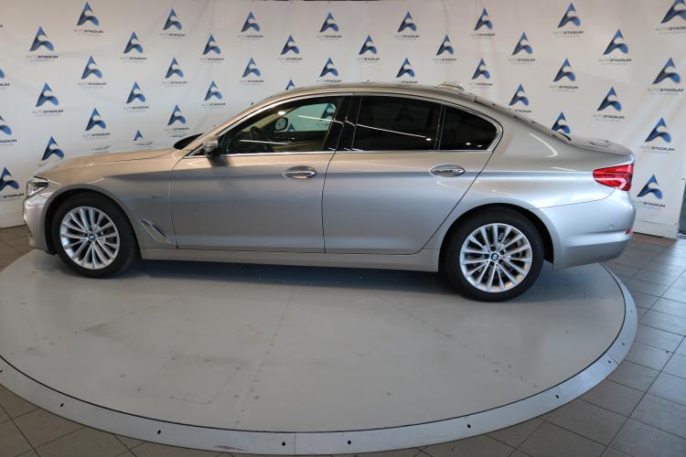 530i xDrive Luxury Line Steptronic