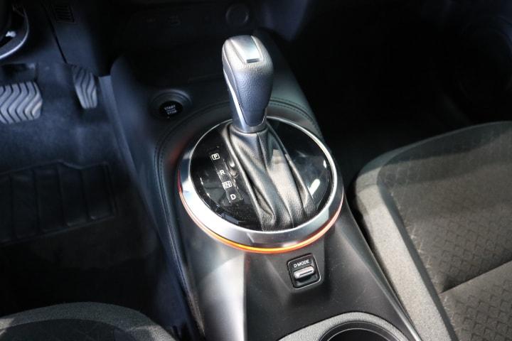 Juke 1.0 DIG-T N-Connecta DCT