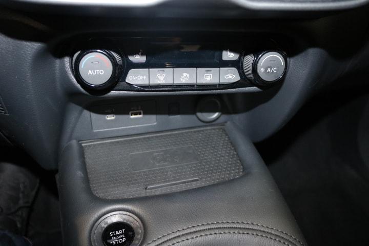 Juke 1.0 DIG-T N-Connecta DCT