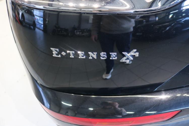 DS 7 Crossback E-Tense 300 4x4 RIVOLI