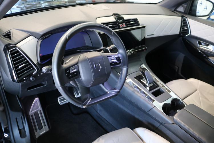 DS 7 Crossback E-Tense 300 4x4 RIVOLI