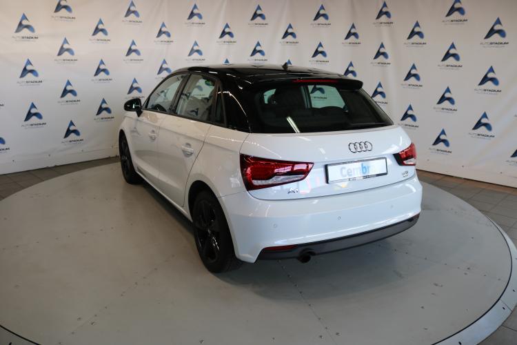 A1 Sportback 1.0 TFSI Sport S-tronic