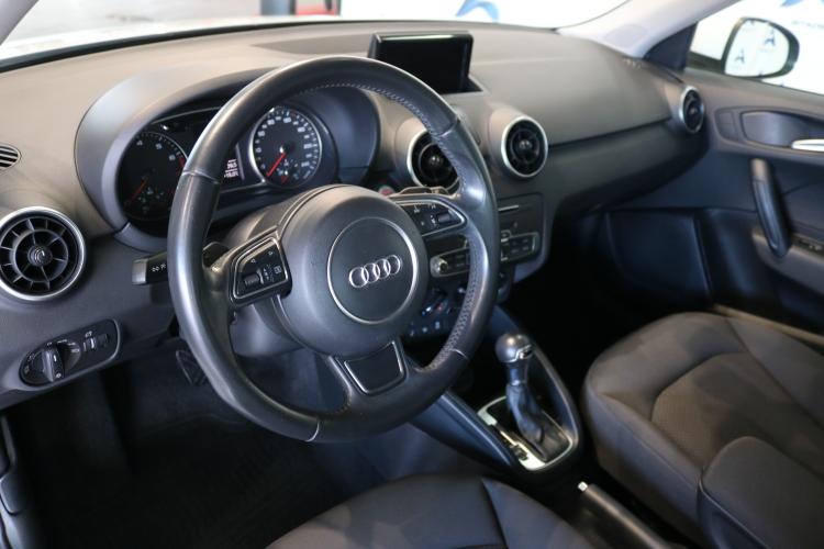 A1 Sportback 1.0 TFSI Sport S-tronic