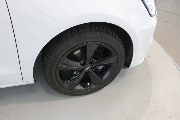 A1 Sportback 1.0 TFSI Sport S-tronic