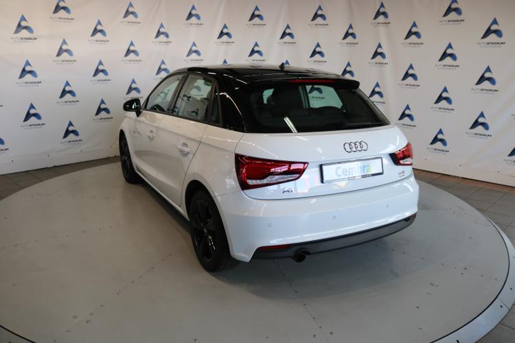 A1 Sportback 1.0 TFSI Sport S-tronic