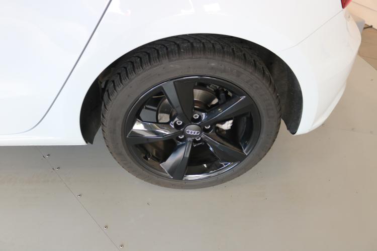 A1 Sportback 1.0 TFSI Sport S-tronic