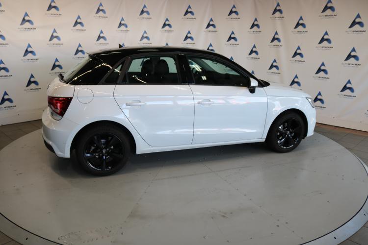 A1 Sportback 1.0 TFSI Sport S-tronic
