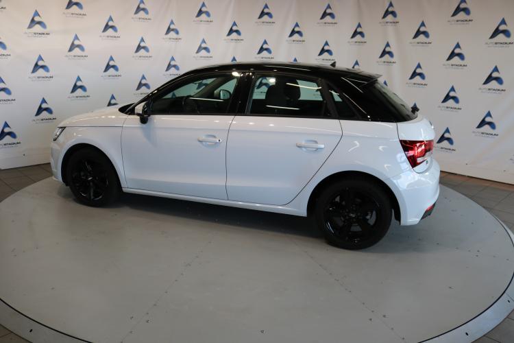 A1 Sportback 1.0 TFSI Sport S-tronic