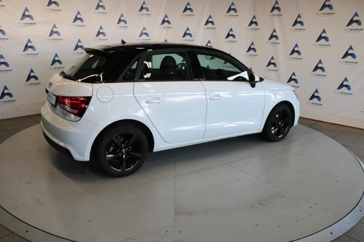 A1 Sportback 1.0 TFSI Sport S-tronic