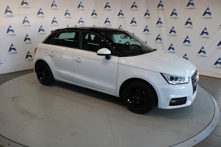 A1 Sportback 1.0 TFSI Sport S-tronic