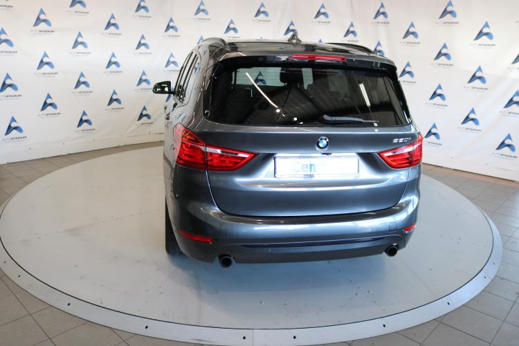 220i Gran Tourer Luxury Line Steptronic