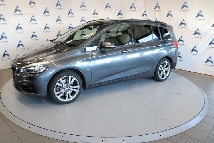 220i Gran Tourer Luxury Line Steptronic