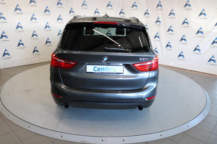 220i Gran Tourer Luxury Line Steptronic