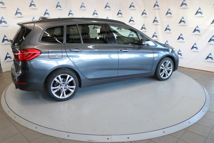 220i Gran Tourer Luxury Line Steptronic