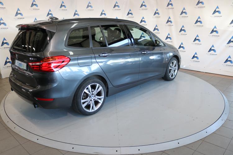 220i Gran Tourer Luxury Line Steptronic