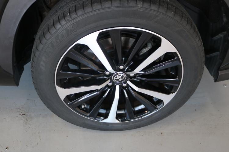Highlander 2.5 HSD Premium e-CVT