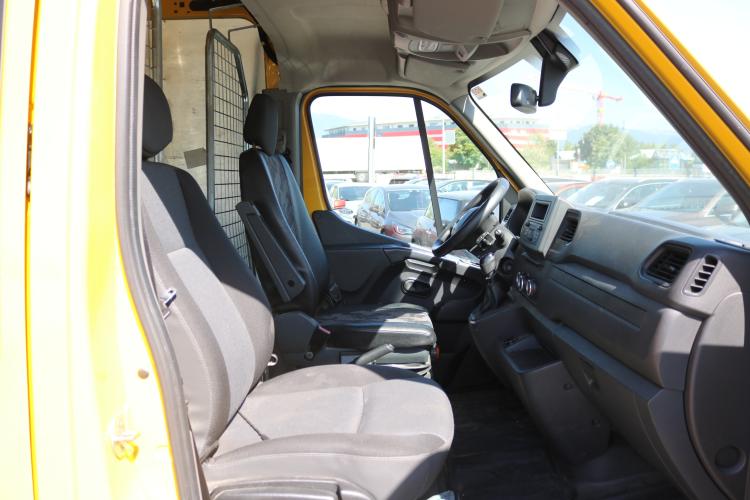 Master T35 2.3dCi 135 L3H2