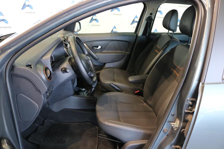 Logan MCV 0.9 Stepway Automatic