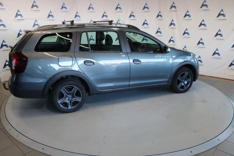 Logan MCV 0.9 Stepway Automatic